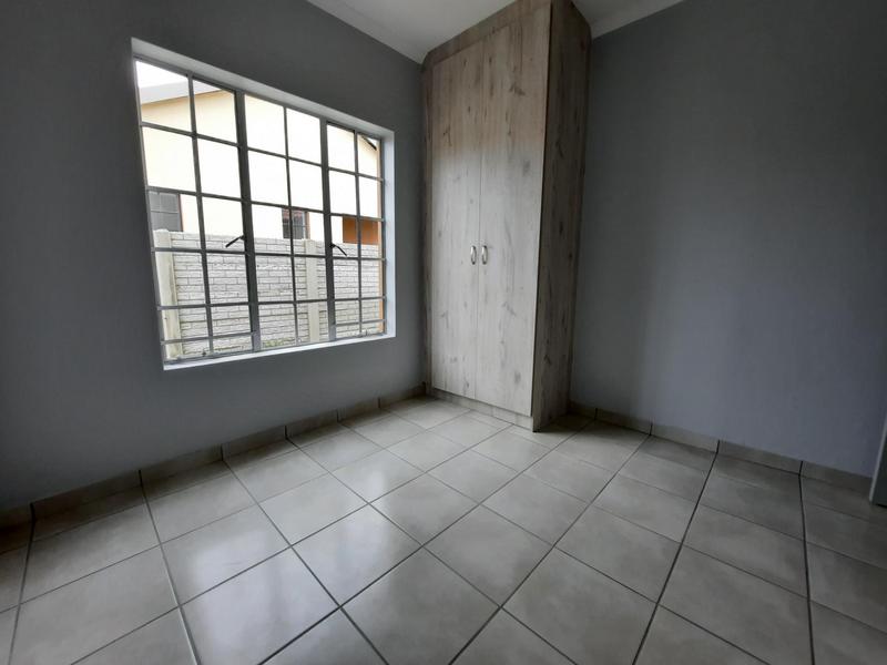 To Let 3 Bedroom Property for Rent in Waterkloof East North West